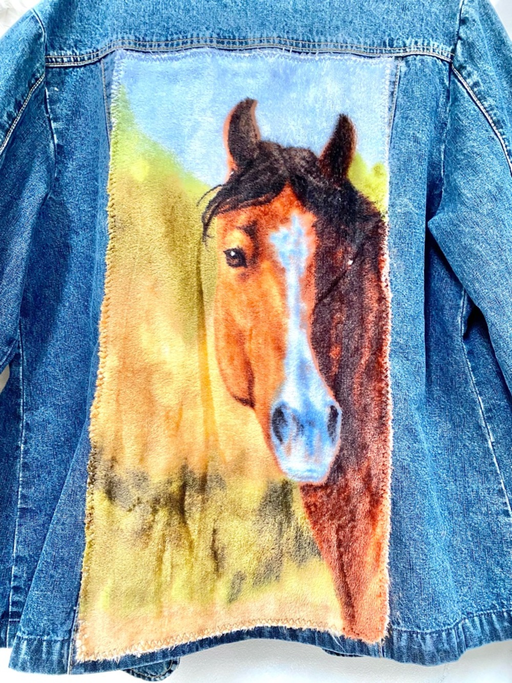 Sold⭐️Upcycled HORSE equestrian Denim/jean Jacket w Distressed southwestern vibe - Picture 5 of 12